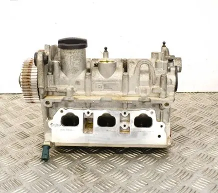 Volkswagen Up Engine head 