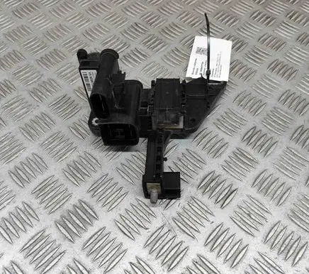 BMW M4 F82 F83 Current control relay 9296153