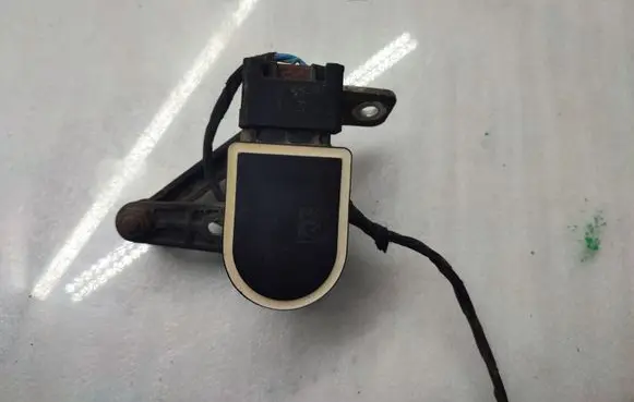 BMW 5 F10 F11 Headlight/headlamp level sensor 6784075