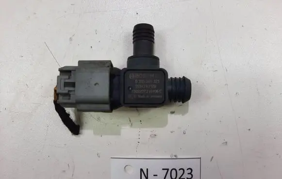 Opel Astra J Vacuum valve 0265005321