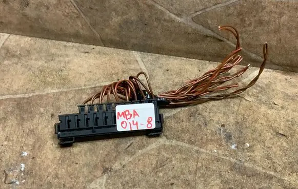 Mercedes-Benz SL R230 Voltage converter inverter A0025467940