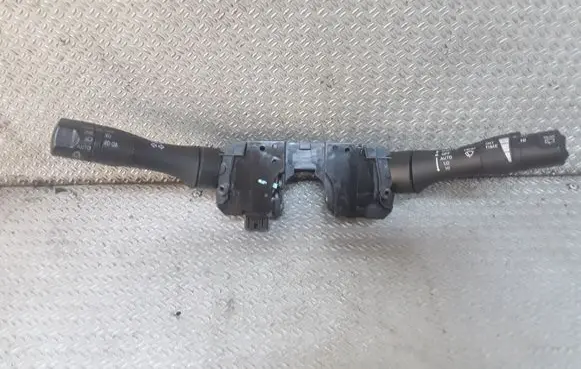 Renault Koleos I Wiper turn signal indicator stalk/switch 25560JY02A