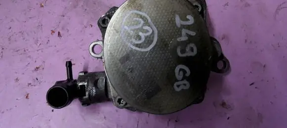 Renault Koleos I Vacuum pump M9R832