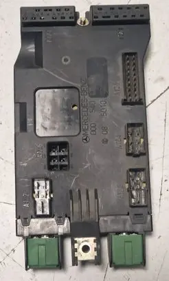 Mercedes-Benz Vito Viano W638 Fuse module 0005400650 08501002