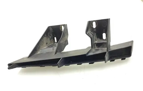 Audi Q7 4L Front bumper mounting bracket 4L0807334