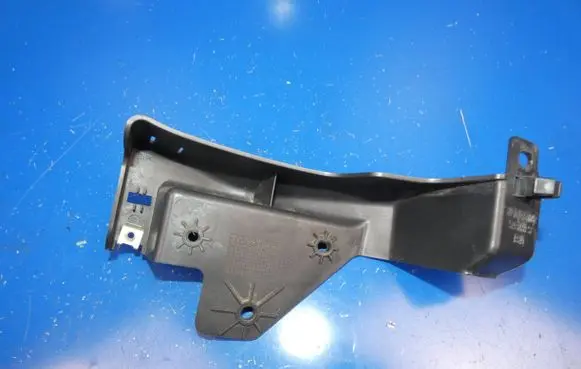 Fiat 500X Rear bumper mounting bracket 51937659 B340