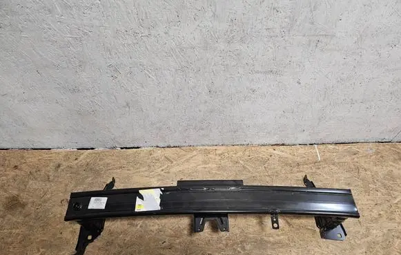 Skoda Fabia Mk3 (NJ) Front bumper cross member 6V0807109E