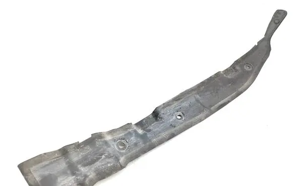 Nissan Rogue Fender end trim 631306RA0A