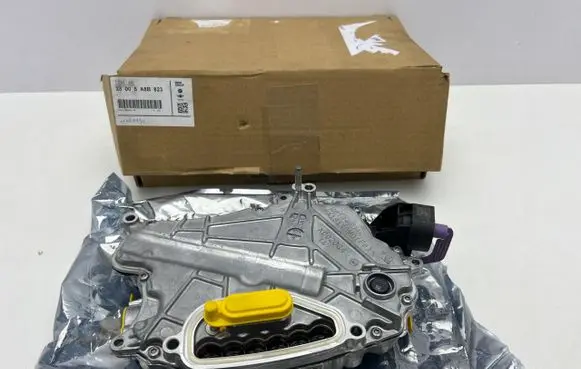 BMW 2 Active Tourer U06 Voltage converter inverter 5A8B823