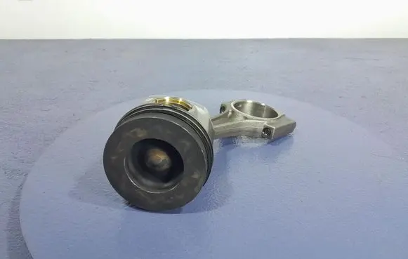 BMW 7 G11 G12 Piston 