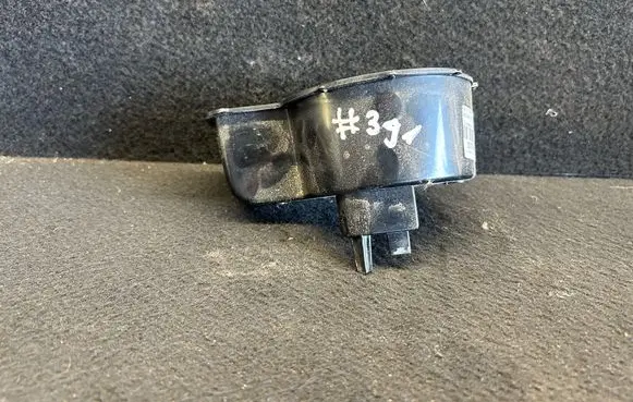 Land Rover Discovery 3 - LR3 Cup holder 04b2029ra9