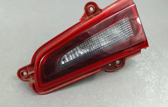 KIA Telluride Tailgate rear/tail lights 92404S90