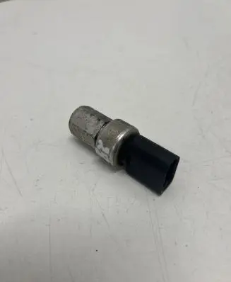 Volkswagen Caddy Air conditioning (A/C) pressure sensor 1K0959126A