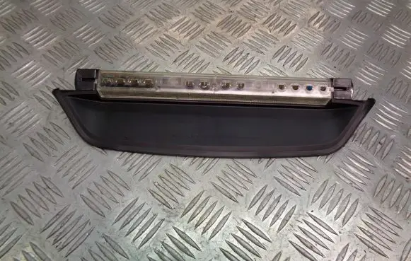 BMW 3 E36 Third/center stoplight