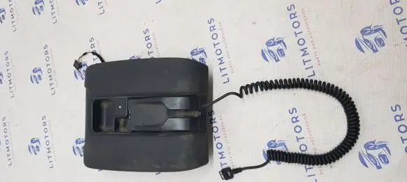 BMW 5 E39 Armrest 8213862