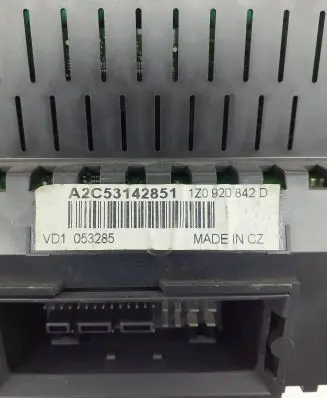 Skoda Octavia Mk2 (1Z) Speedometer (instrument cluster) 1z0920842d