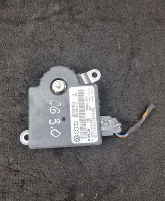 Audi A6 S6 C6 4F Power management control unit 4F0915181B 4F0910181F