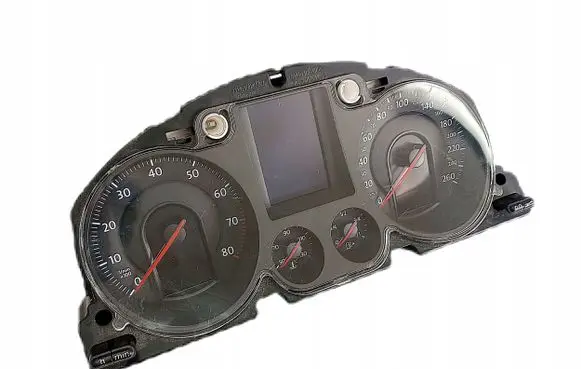 Volkswagen PASSAT B6 Speedometer (instrument cluster) 3C0920870P
