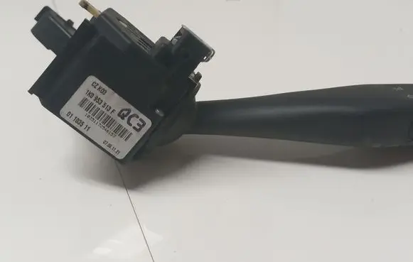 Volkswagen Golf V Indicator stalk 1K0953513F
