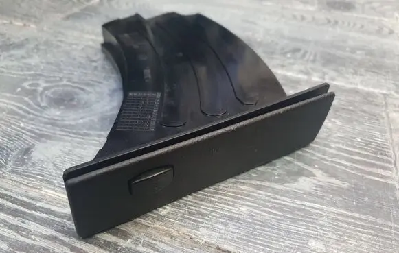 BMW 5 E60 E61 Cup holder 314300100
