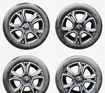 Jeep Avenger R18 alloy rim 52197384
