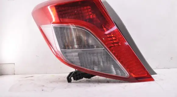 Toyota Yaris Rear/tail lights E115601