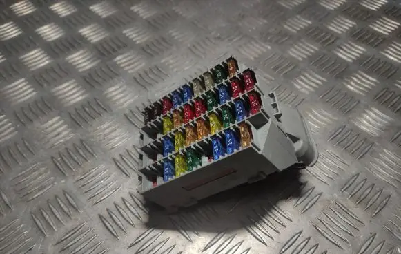 Volvo S80 Fuse box set 9162439