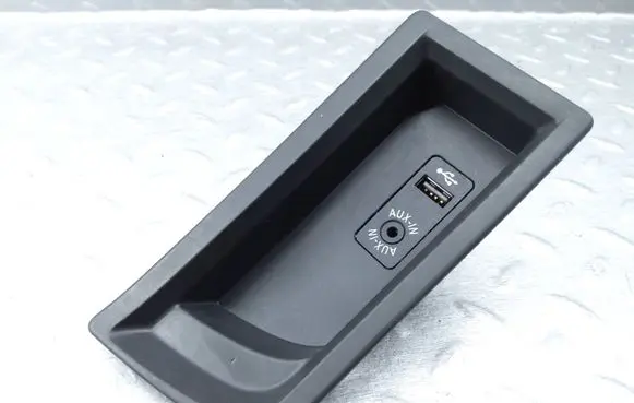 USB socket connector