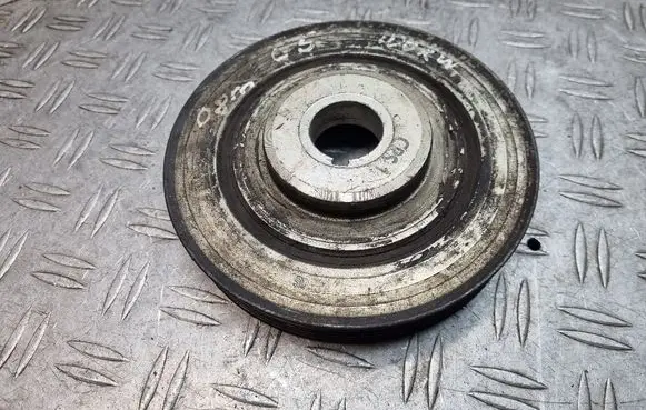 Citroen C5 Crankshaft pulley 8928