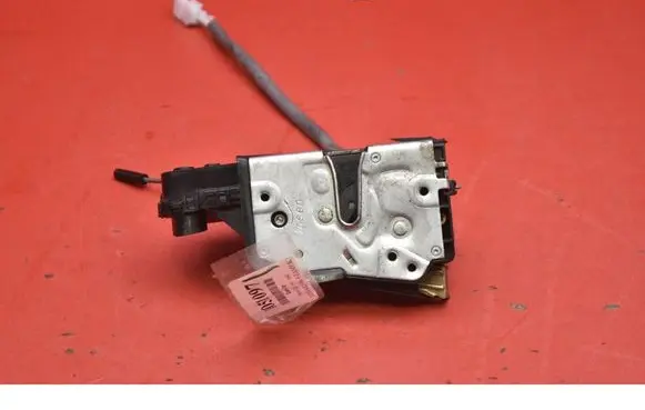 BMW 3 E46 Front door lock 