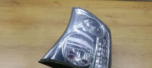 Lexus RX 300 Tailgate rear/tail lights