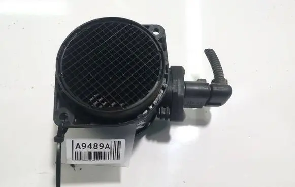 Volkswagen Transporter - Caravelle T5 Mass air flow meter 0280218073 070906461
