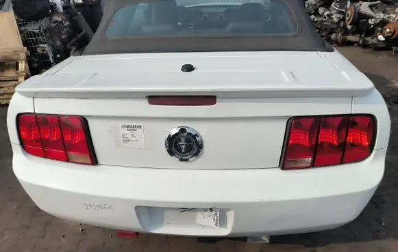 Ford Mustang V Truck tailgate 