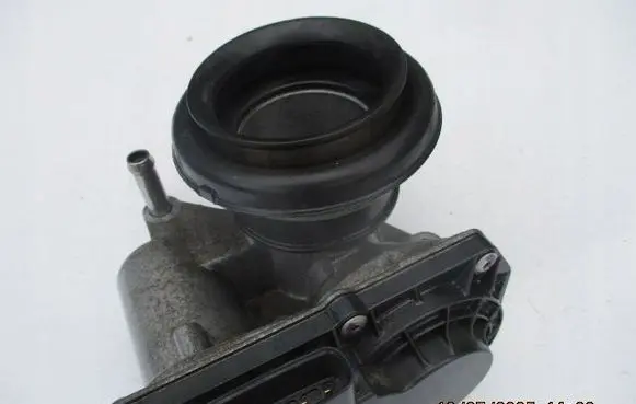 Citroen C1 Throttle valve 220300Q030