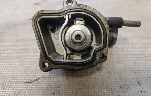 Mercedes-Benz Vito Viano W639 Breather valve 1928404988