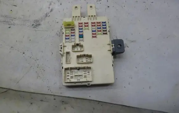 KIA Sportage Fuse box set 91950-3W0400