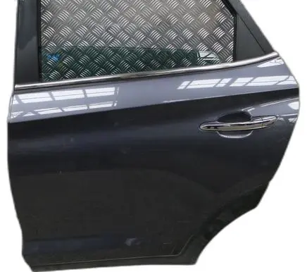 Hyundai Tucson TL Front door
