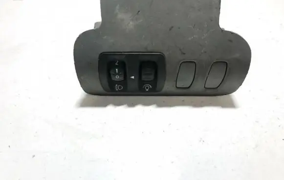 Renault Scenic II - Grand scenic II Headlight level height control switch 88020005