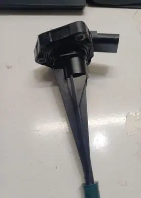 Audi A4 S4 B9 Oil level sensor 07P907660