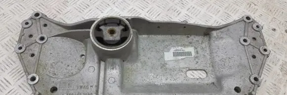 Volkswagen Touran I Front subframe 1K0199369G