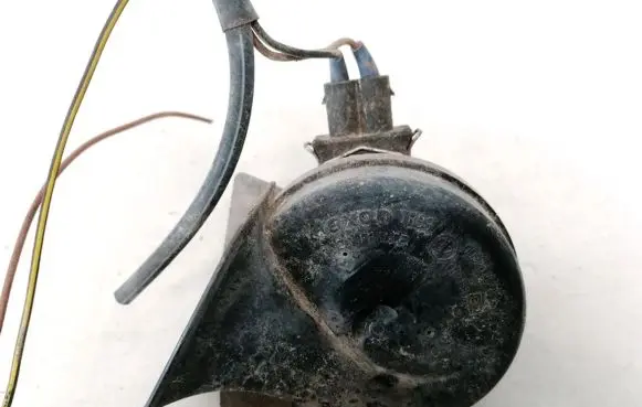 Audi A4 S4 B5 8D Horn signal E20092018