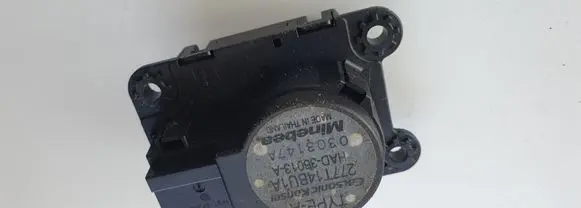 Nissan Qashqai A/C air flow flap actuator/motor 