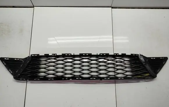 Front bumper lower grill