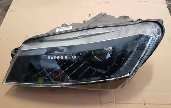 Skoda Superb B8 (3V) Headlight/headlamp