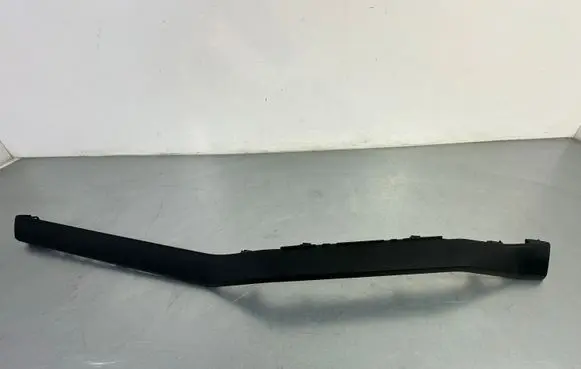 Volkswagen Touareg III Panel trim 761863041A