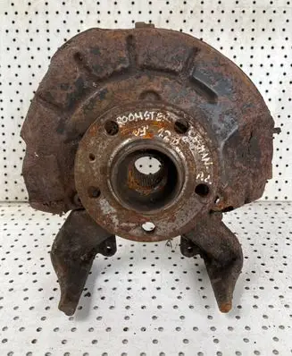 Skoda Roomster (5J) Front wheel hub spindle knuckle