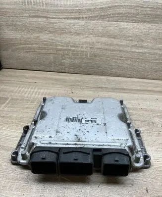 Peugeot 307 Engine control unit/module 9653873280 0281011341