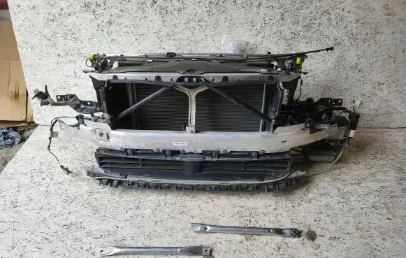 BMW 5 G30 G31 Radiator support slam panel