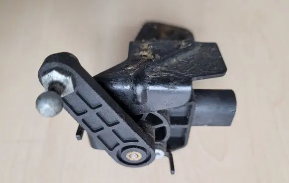 Mercedes-Benz Sprinter W906 Yaw turn rate sensor A9065420118 6RM00873970