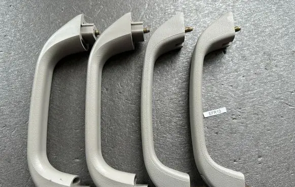 Opel Frontera B A set of handles for the ceiling 97158193 2356015 97158322